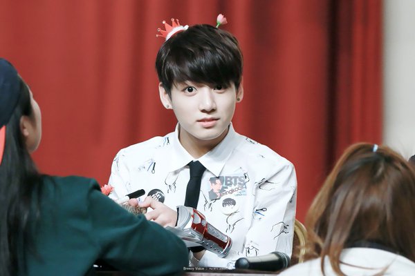 ผลการค้นหารูปภาพสำหรับ จองกุก หน้ามึน