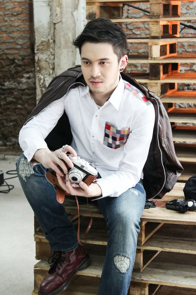 รูปที่ (12) อินดี้ อินทัช