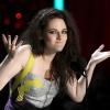 ไปดูกระทู้ Kristen Stewart (16 รูป) @ MTV movie award 2012 Kristen Stewart (16 รูป) @ MTV movie award 2012