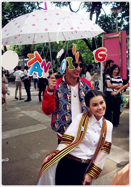 เด็กดีดอทคอม :: สุดยอดคนบันเทิง!! ทำงานหนัก แต่คว้าปริญญาได้สำเร็จ เด็กดีดอทคอม :: สุดยอดคนบันเทิง!! ทำงานหนัก แต่คว้าปริญญาได้สำเร็จ