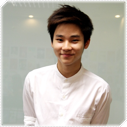 เจมส์ จิ เจ๋ง! รับทุนป.ตรี ม.รังสิต พร้อมนักแสดงมากมาย