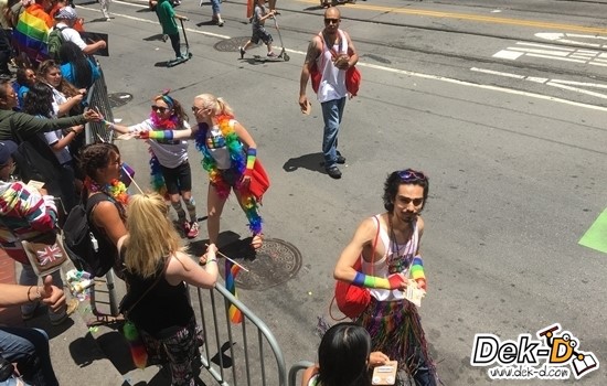 พาไปชมงาน Gay pride parade ที่ใหญ่ที่สุดในโลก ณ ซานฟรานซิสโก พาไปชมงาน Gay pride parade ที่ใหญ่ที่สุดในโลก ณ ซานฟรานซิสโก