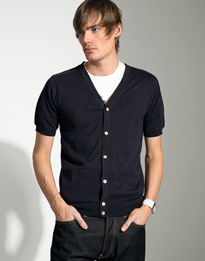เด็กดีดอทคอม :: อยากเท่! ลองสวมเสื้อ cardigans สิ เด็กดีดอทคอม :: อยากเท่! ลองสวมเสื้อ cardigans สิ