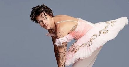 รู้หรือไม่! Harry Styles กับ 8 โมเมนต์สุดประทับใจในการซัพพอร์ตชาว LGBTQ+ 