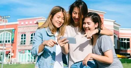 ไม่ต้องกลัวหาเพื่อนใหม่ไม่ได้! พาส่อง 5 วิธีหาเพื่อนใหม่ภายในรั้วมหาวิทยาลัย