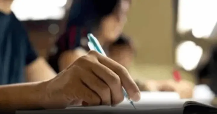 อินเดียจับแก๊งโกงสอบ GATE ซ่อนบูลทูธใน 'หู' และ 'รองเท้า'