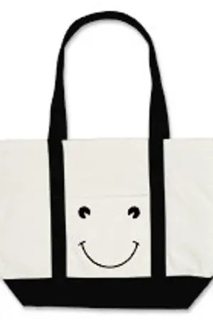 ปกนิยาย Holy Castle