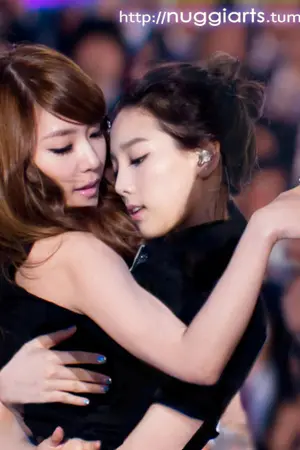 ปกนิยาย [SNSD][Taeny] You and I ... ' เพียงแค่ใจเรารักกัน '