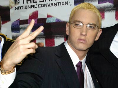 [ PIC ] Eminem ตอนใส่สูท etc... Love this! | Dek-D.com