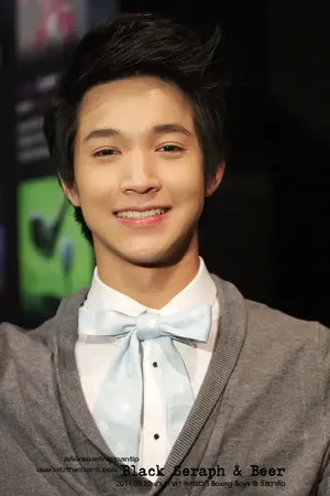 ปกนิยาย นายป๊อปสุดใสกับพี่ชายสุดหล่อ