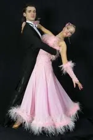 ปกนิยาย จังหวะบีกินส์และชะชะช่า....