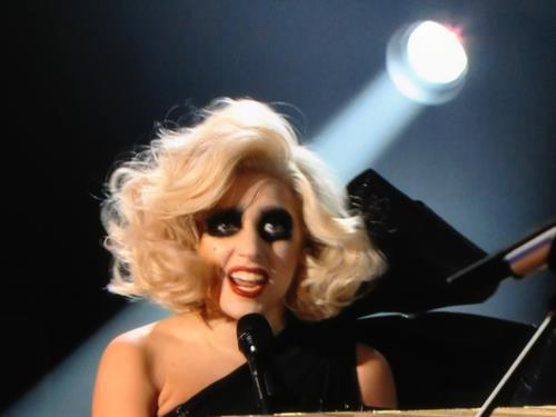 ขอเว็บแฟนคลับLADY GAGAในไทยหน่อยค่ะ | Dek-D.com