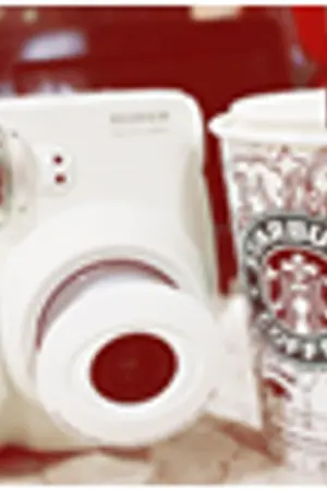 ปกนิยาย บันทึกของคนคิดต่าง