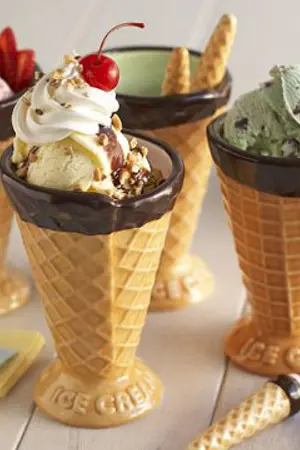 ปกนิยาย ice-cream café  ร้านไอติมสื่อรัก