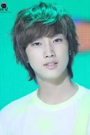 ปกนิยาย Love war มองซ้ายมองขวาระวังสะดุดรัก!