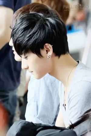 ปกนิยาย Quasimodo ( KRIS x TAO )