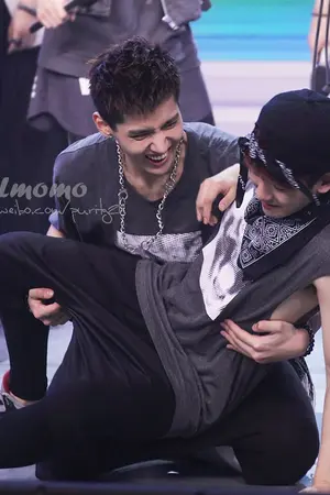 ปกนิยาย ทิ้งGu!...You're die (exo's krisbaek , kaihun)