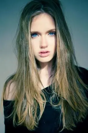 ปกนิยาย เจ้าหญิงแห่งมิติที่สาบสูญ