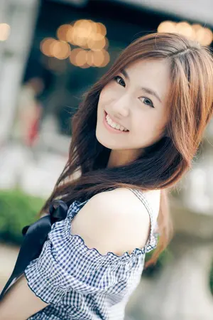 ปกนิยาย ยิ่งตื้อยิ่งหลงรัก ยัยจอมเพี้ยน