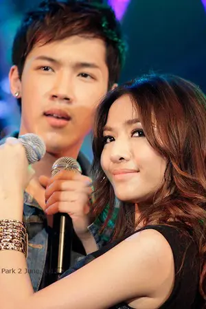 ปกนิยาย The superstar with my girl Chun นายซุปเปอร์สตาร์กับยัยจอมจุ้น