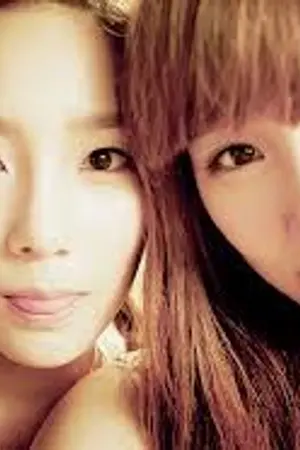 ปกนิยาย [Fic Yuri] Faking It  (TAENY)