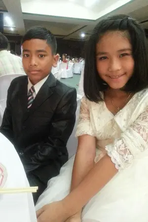 ปกนิยาย มิโนร่า เด็กสาวจากแดนนรก