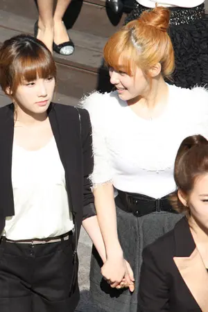 ปกนิยาย [fic Taeny]รักนะคะ...เด็กน้อยLITTLE KID (YURI) TAExNY