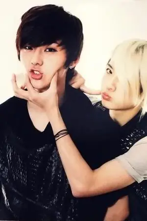 ปกนิยาย [FIC NU'EST] Catch me if u can [MINREN,BAEKRON]]