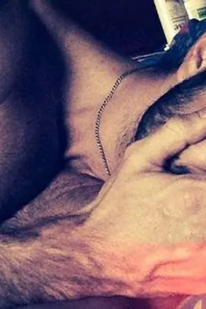 ปกนิยาย ' Sitting there, Chilling with songs ' { Translate }