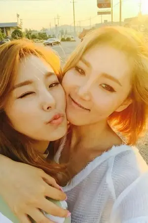 ปกนิยาย [One shot Mamamoo] Insomnia [Wheein x Hwasa]