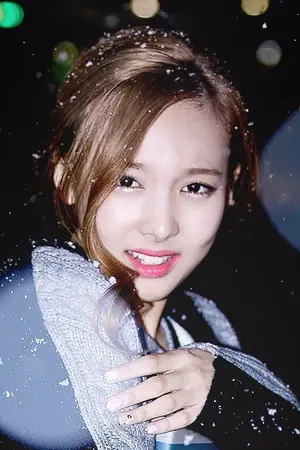 ปกนิยาย [Twice] EMOVERE : Disgust - Side B (namiproject)