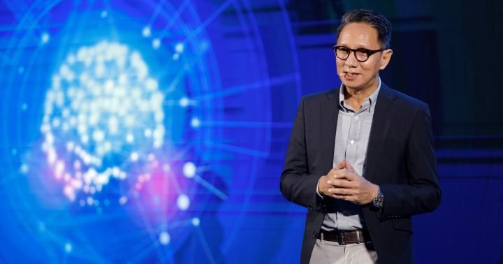 ผศ.สรรเสริญ มิลินทสูต รองอธิการบดีอาวุโสด้านวิชาการ มหาวิทยาลัยกรุงเทพ