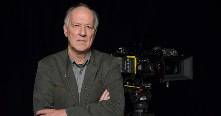 เจมส์ คาเมรอน (James Cameron) สายงานการผลิตภาพยนตร์และสารคดี