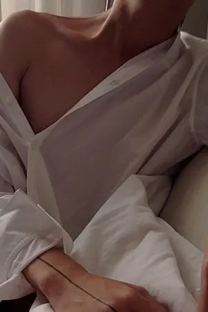 ปกนิยาย between the drinks (bobdong)