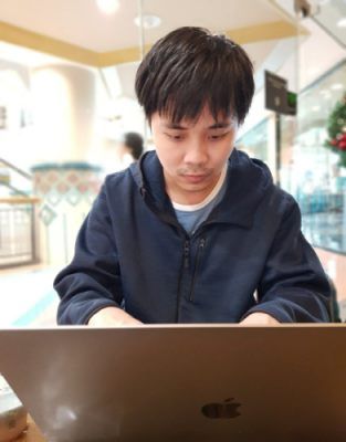 เจมส์ หุ้มส่วนและบรรณาธิการ Novel Kingdom