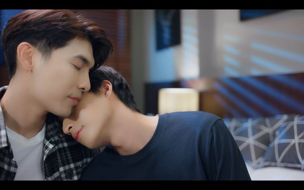 Твой аромат дорама китайская. Курочка дорама. Группа the sweet на сцене. Sweet scene. Джей джей филд поцелуй.