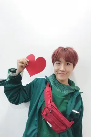 ปกนิยาย HopeV x BTS ร้านเค้กของหนู