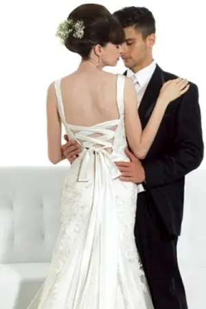 ปกนิยาย เจ้าสาวเถื่อน (Touch Publishing ตีพิมพ์)