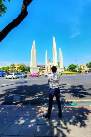 ปกนิยาย [END] Democracy love ความรัก การเมือง เรื่องของเรา