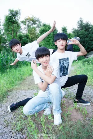 ปกนิยาย [TFBoys] SF/SP/OS รวมฟิคทุกอารมณ์ - KAIYUAN & QIANHONG