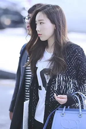 ปกนิยาย [ONE-SHOT] I Cry When You Cry..   [TAENY]