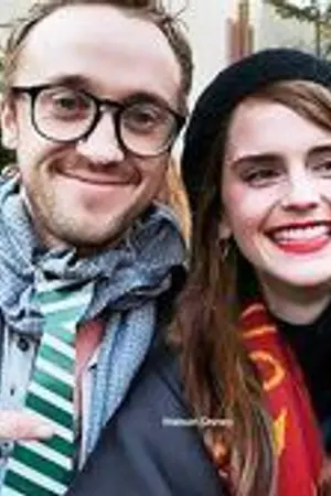 ปกนิยาย (fanfiction Tom Felton x Emma Watson) The Dream Within a Dream