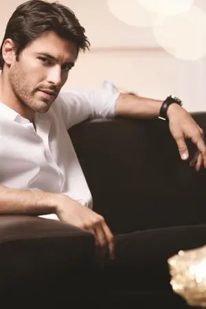 ปกนิยาย รักของเรา (ไม่) ต่างกัน