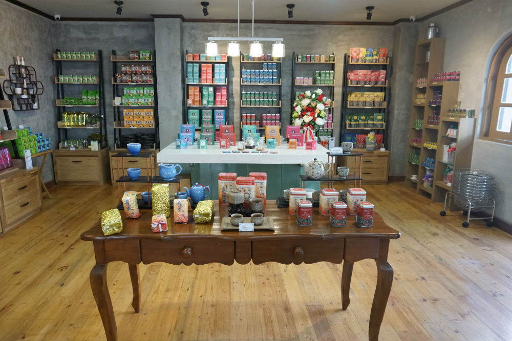 Special Trip ร้านไม่เล็กที่ไม่ลับ SUWIRUN TeaFe | Dek-D.com