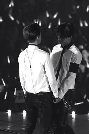 ปกนิยาย [OS] HUG ME | KAIHUN