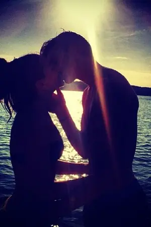 ปกนิยาย เพียงรักที่รอคอย