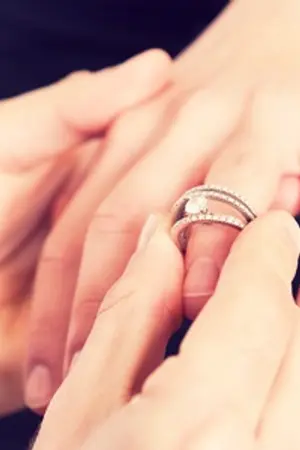 ปกนิยาย วิวาห์พรางรัก (นิยายชุด ดวงใจแก่นแก้ว)