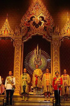 ปกนิยาย 9 กษัตริย์ แห่งราชวงศ์จักรี