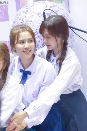 ปกนิยาย [BNK48-OS] Melting (NamneungNoey)