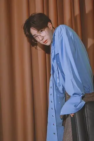 ปกนิยาย น้องอี้ป๋อไม่ได้น่ารักขนาดนั้น : อี้ป๋อ x เซียวจ้าน